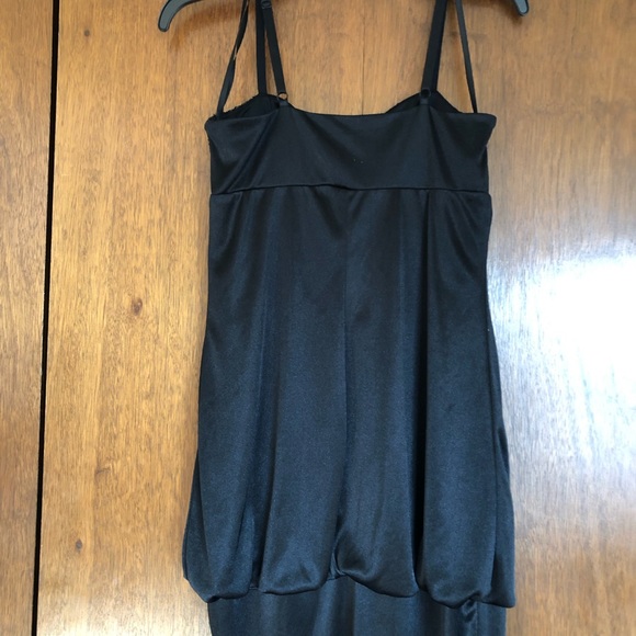 iz Byer California med Black Dress - Picture 2 of 3